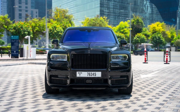  Black Rolls Royce Cullinan Photo 3