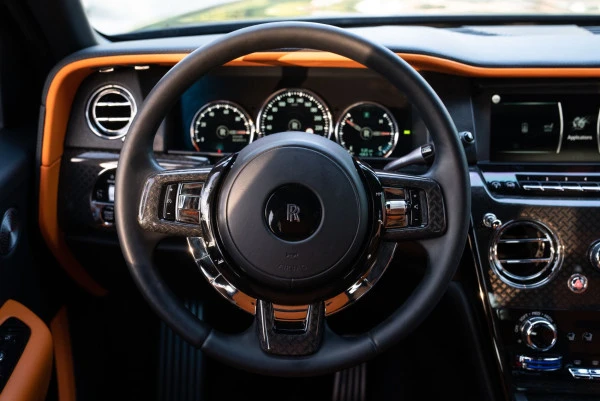  Nero Rolls Royce Cullinan Photo 27