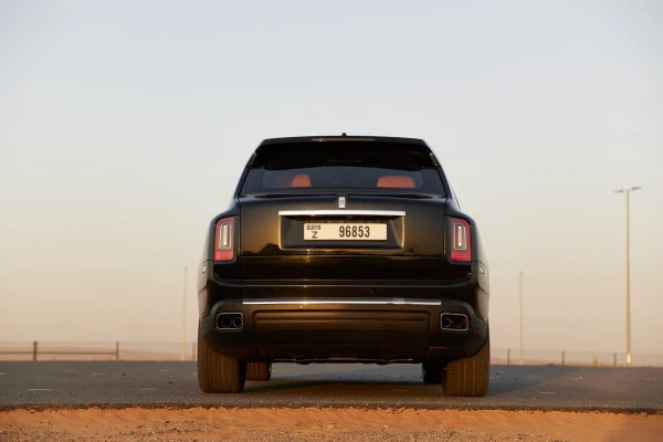  Black Rolls Royce Cullinan Photo 3