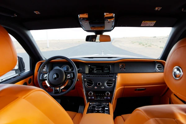  Black Rolls Royce Cullinan Photo 5