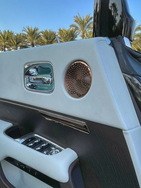  Black Rolls Royce Dawn Photo 4