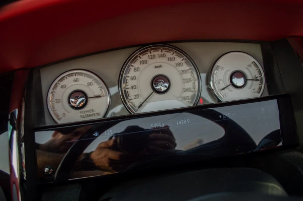  Black Rolls Royce Dawn Photo 6