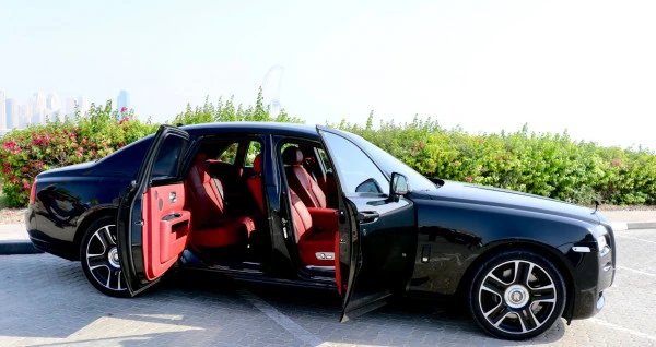  Black Rolls Royce Ghost Photo 2