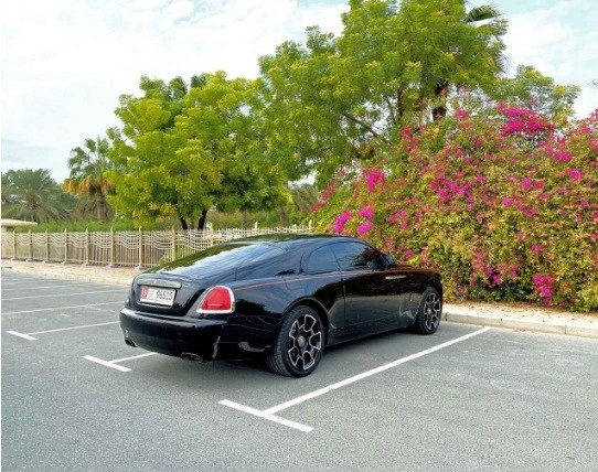  Schwarz Rolls Royce Wraith- Black Badge Photo 2
