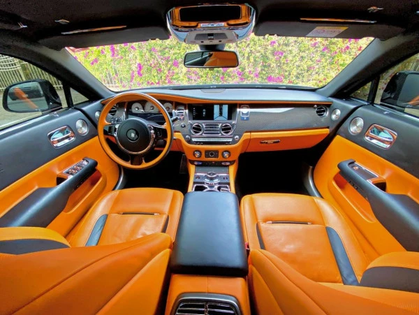  Black Rolls Royce Wraith-BLACK BADGE Photo 7