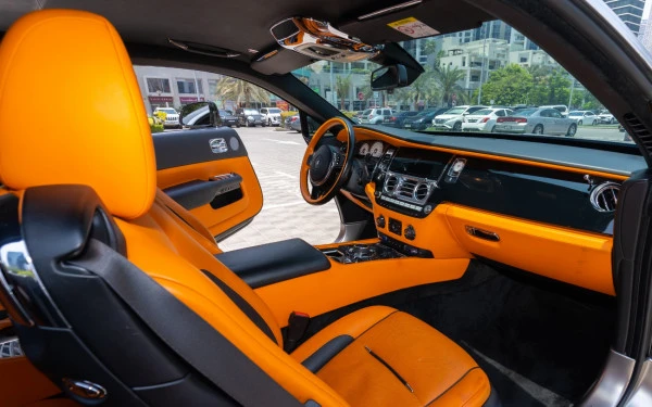  Black Rolls Royce Wraith Silver roof Photo 8