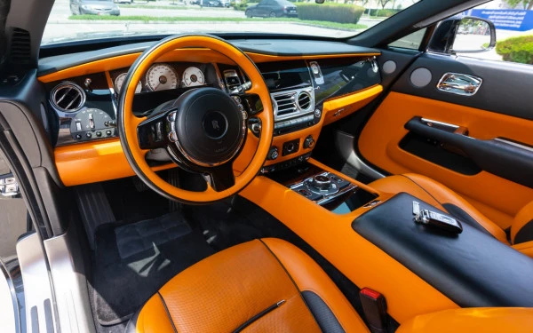  Black Rolls Royce Wraith Silver roof Photo 11