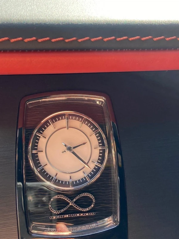  Черный Rolls Royce Wraith- BLACK BADGE Photo 7