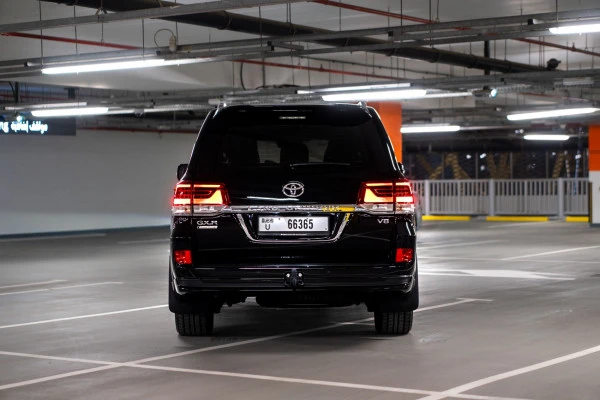  Black Toyota Land Cruiser Photo 5