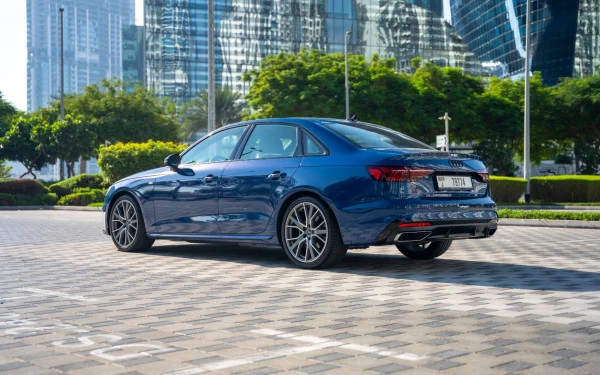  Blue Audi A4 Photo 2