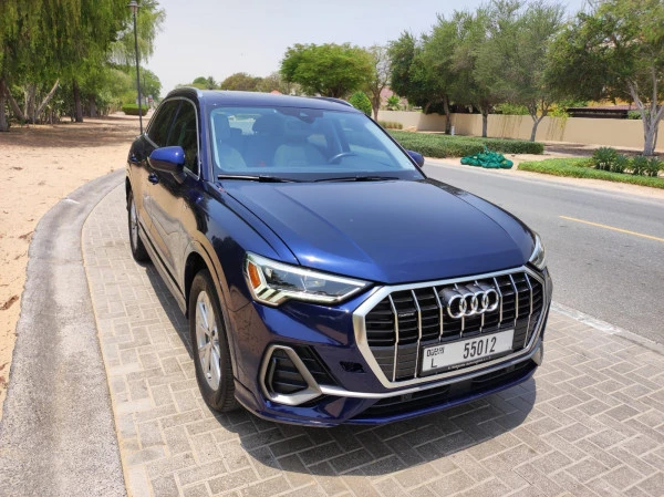  Bleue Audi Q3 Photo 2
