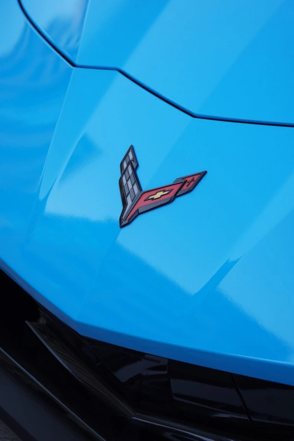  Blue Chevrolet Corvette Photo 4