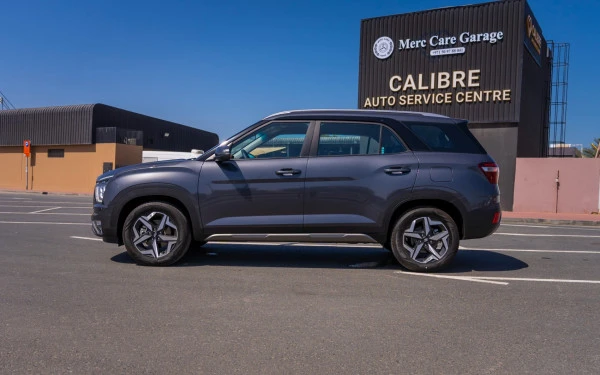  Dark Grey Hyundai Creta Photo 3