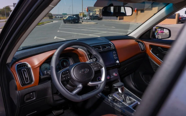  Dark Grey Hyundai Creta Photo 7