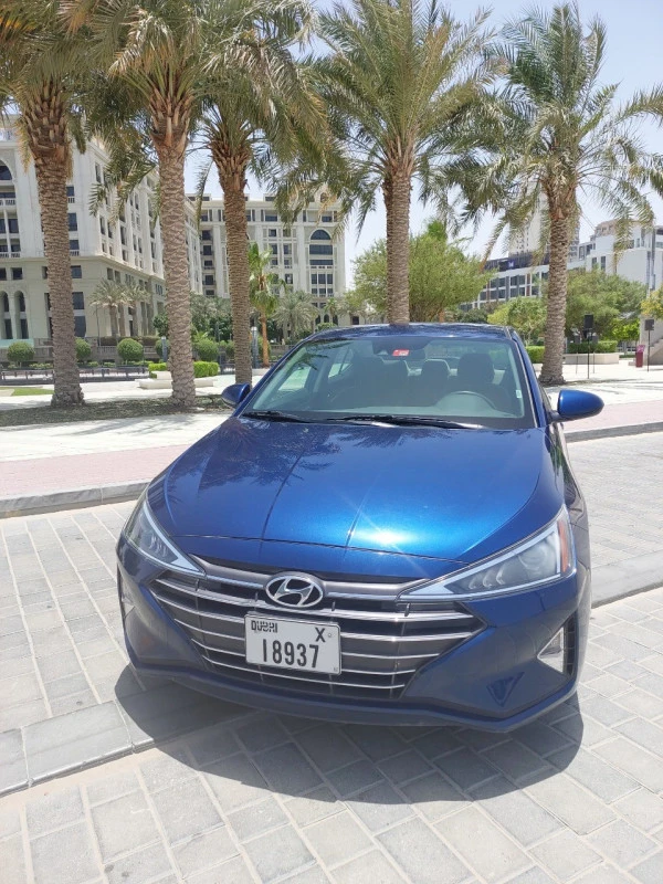  Blue Hyundai Elantra Photo 2