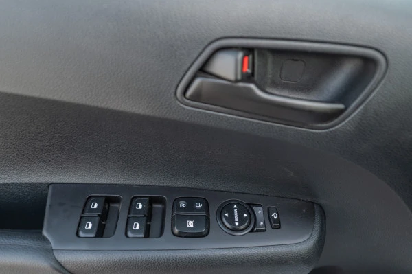  Blue KIA Picanto Photo 8