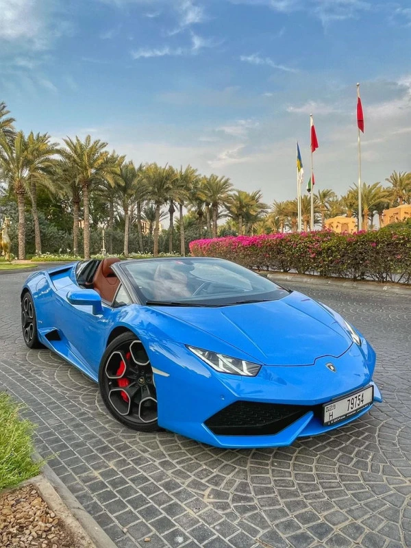  Blu Lamborghini Huracan Spyder Photo 5