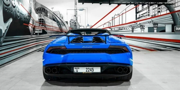  Синий Lamborghini Huracan spyder Photo 3