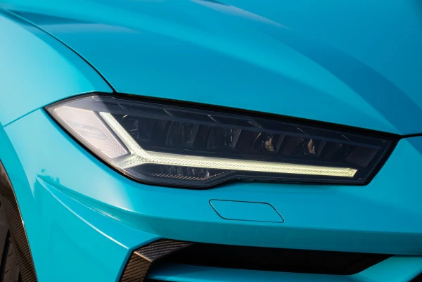  Blue Lamborghini Urus Photo 8