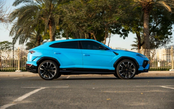  Blu Lamborghini Urus Photo 14