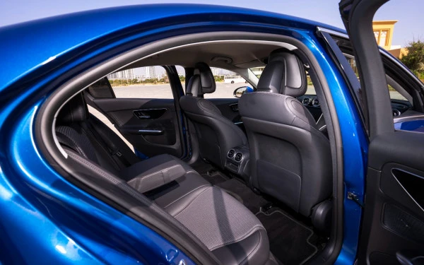  Синий Mercedes C200 Photo 9