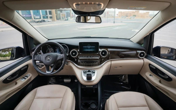  Blue Mercedes V250 Photo 5