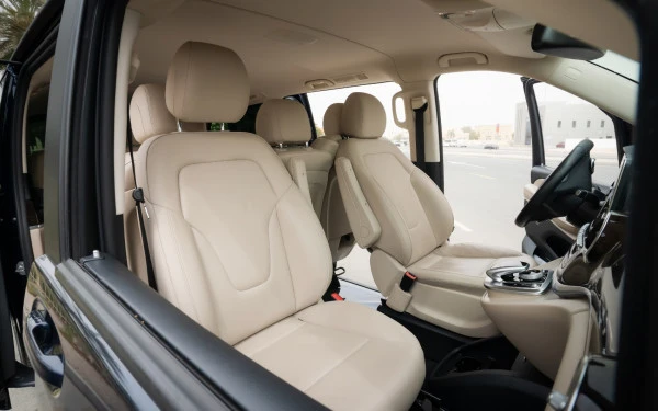  Blue Mercedes V250 Photo 6