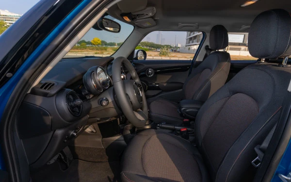  Blue Mini Cooper Photo 5