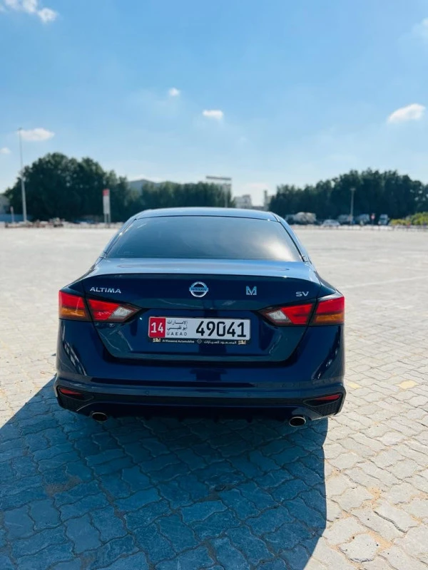  Blue Nissan Altima Photo 3