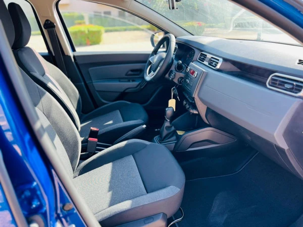  Blue Renault Duster 2023 Photo 5