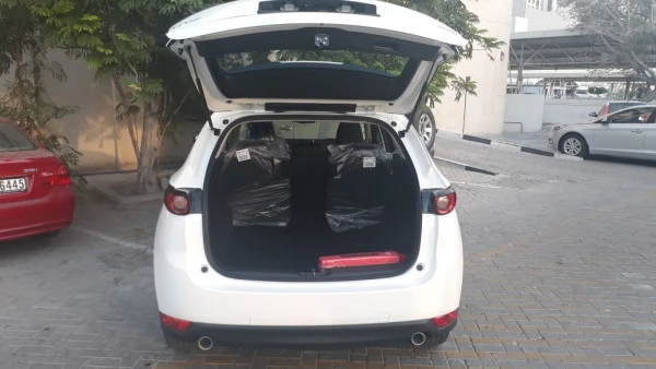  Ярко-белый Mazda CX5 Photo 4