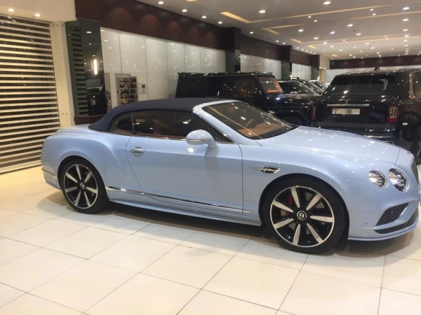  Bleu Foncé Bentley GTC Photo 2