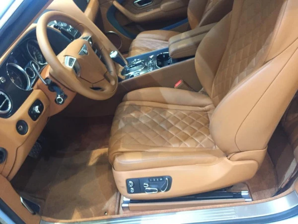  Bleu Foncé Bentley GTC Photo 4