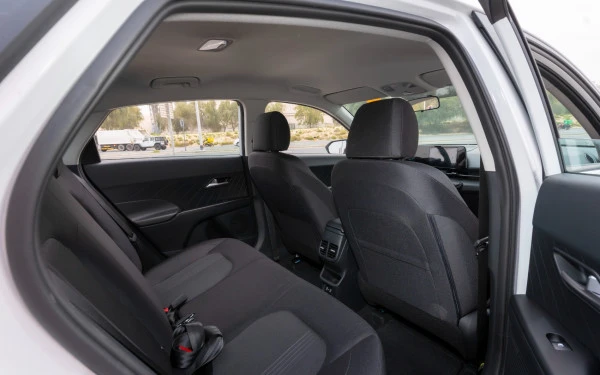  Blanco Hyundai Accent Photo 12