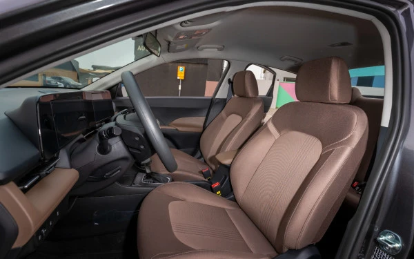  رمادي غامق هيونداي اكسنت Photo 10