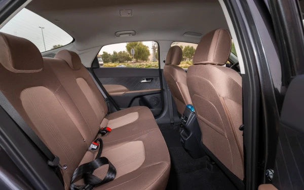  رمادي غامق هيونداي اكسنت Photo 12