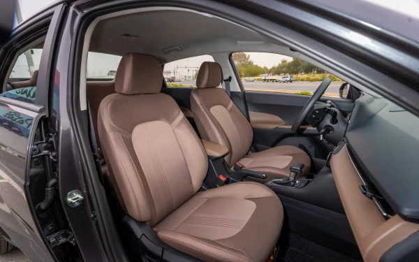  رمادي غامق هيونداي اكسنت Photo 14