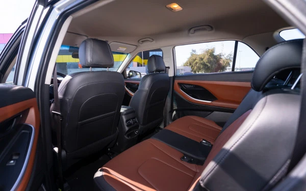  رمادي غامق هيونداي كريتا Photo 11