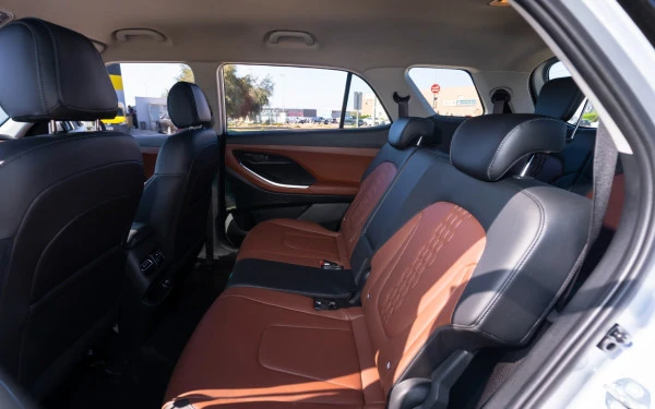  رمادي غامق هيونداي كريتا Photo 12