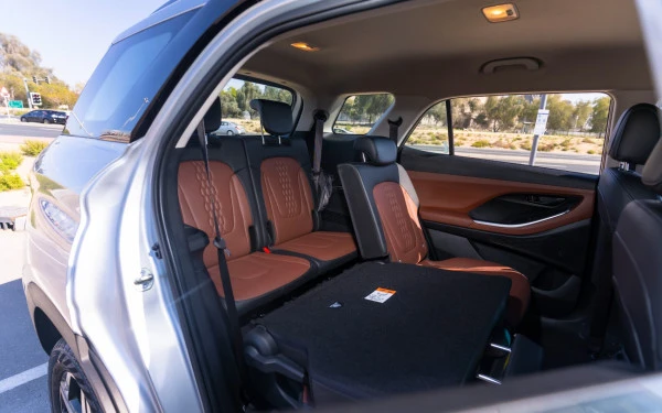  رمادي غامق هيونداي كريتا Photo 14