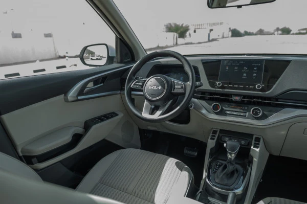  Dark Grey KIA Carens Photo 7