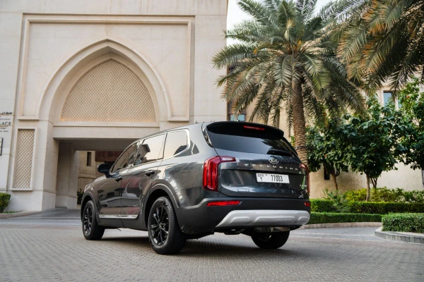  Dark Grey KIA Telluride (7 seater) Photo 6