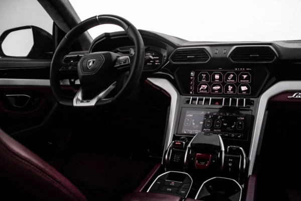  Grigio Scuro Lamborghini Urus Photo 3