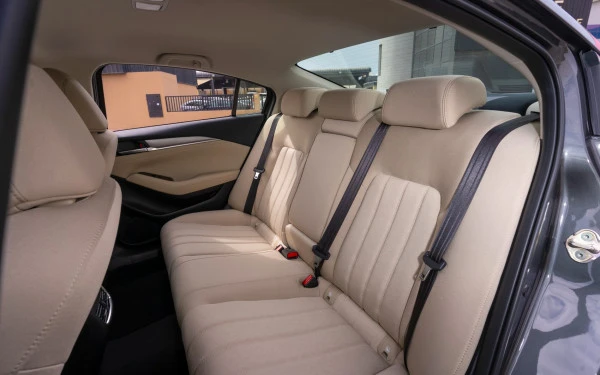  Dark Grey Mazda 6 Photo 11