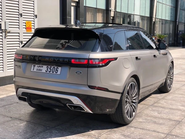  Gris Foncé Range Rover Velar Photo 3