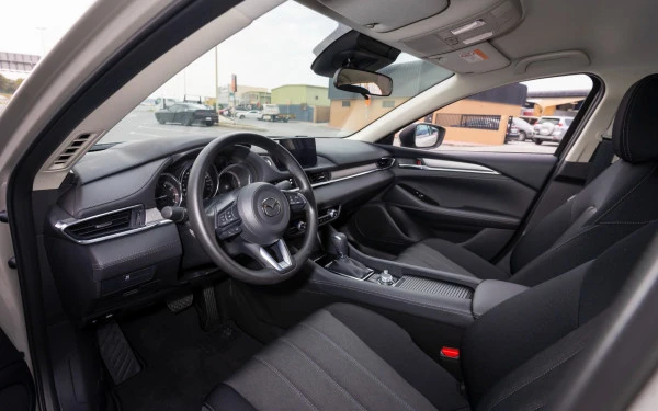  Gold Mazda 6 Photo 8