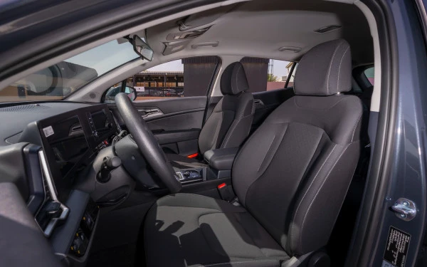  Dark Grey KIA Sportage Photo 7