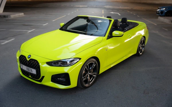  Lime Green BMW 430i cabrio Photo 2