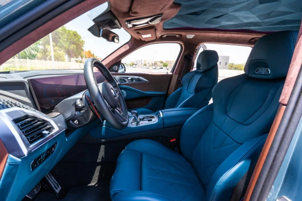  Verde BMW XM Photo 5