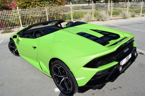  Green Lamborghini Evo Spyder Photo 3